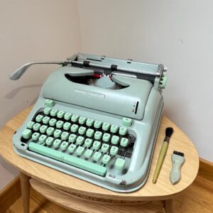Machine à écrire Hermes 3000